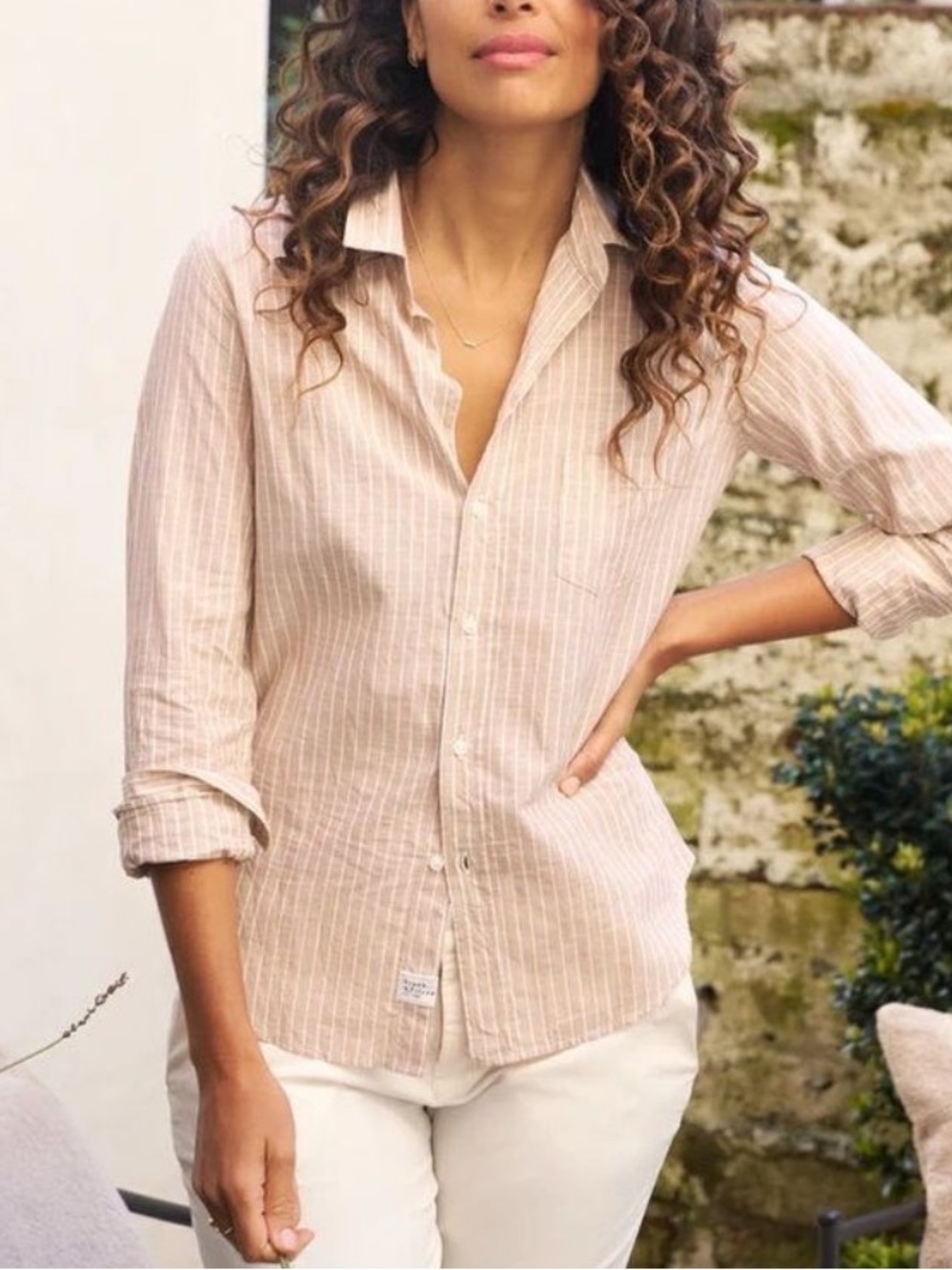 FRANK & EILEEN WOMENS BARRY BUTTON DOWN SHIRT SAND WHITE MEDIUM COTTON LINEN